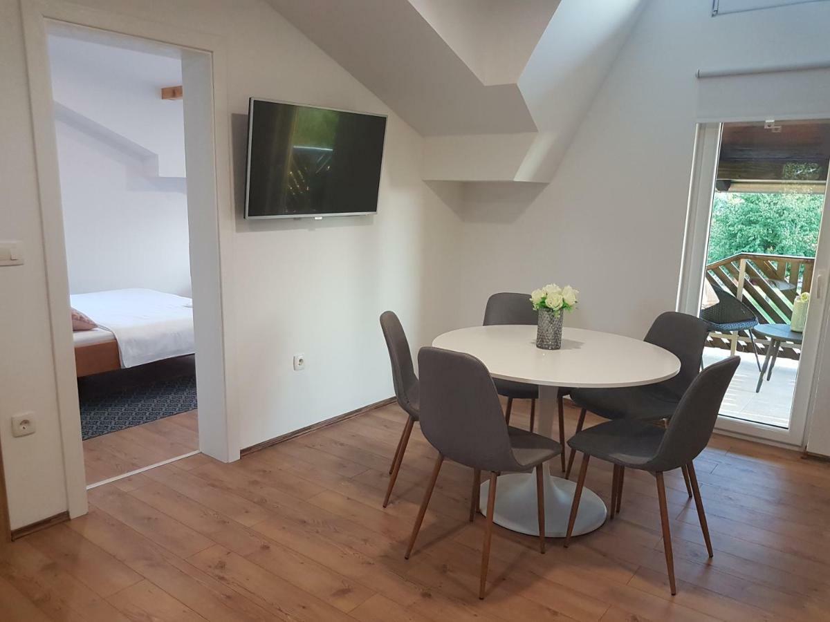 Plitvice Hilltop Apartment Donji Vaganac